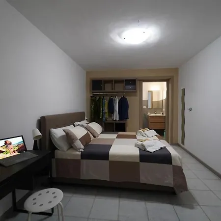 Casa Consiglia Apartment